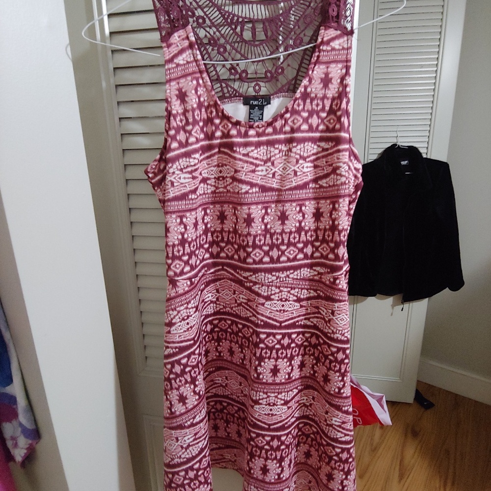Red and White medium junior dress